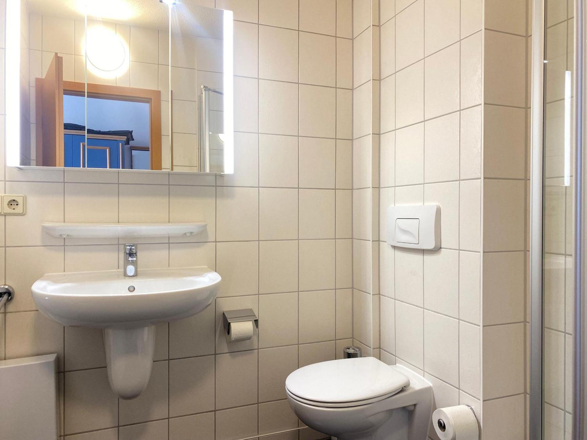 Yachthafenresidenz-Wohnung-9203-894 Kuhlungsborn Bagian luar foto